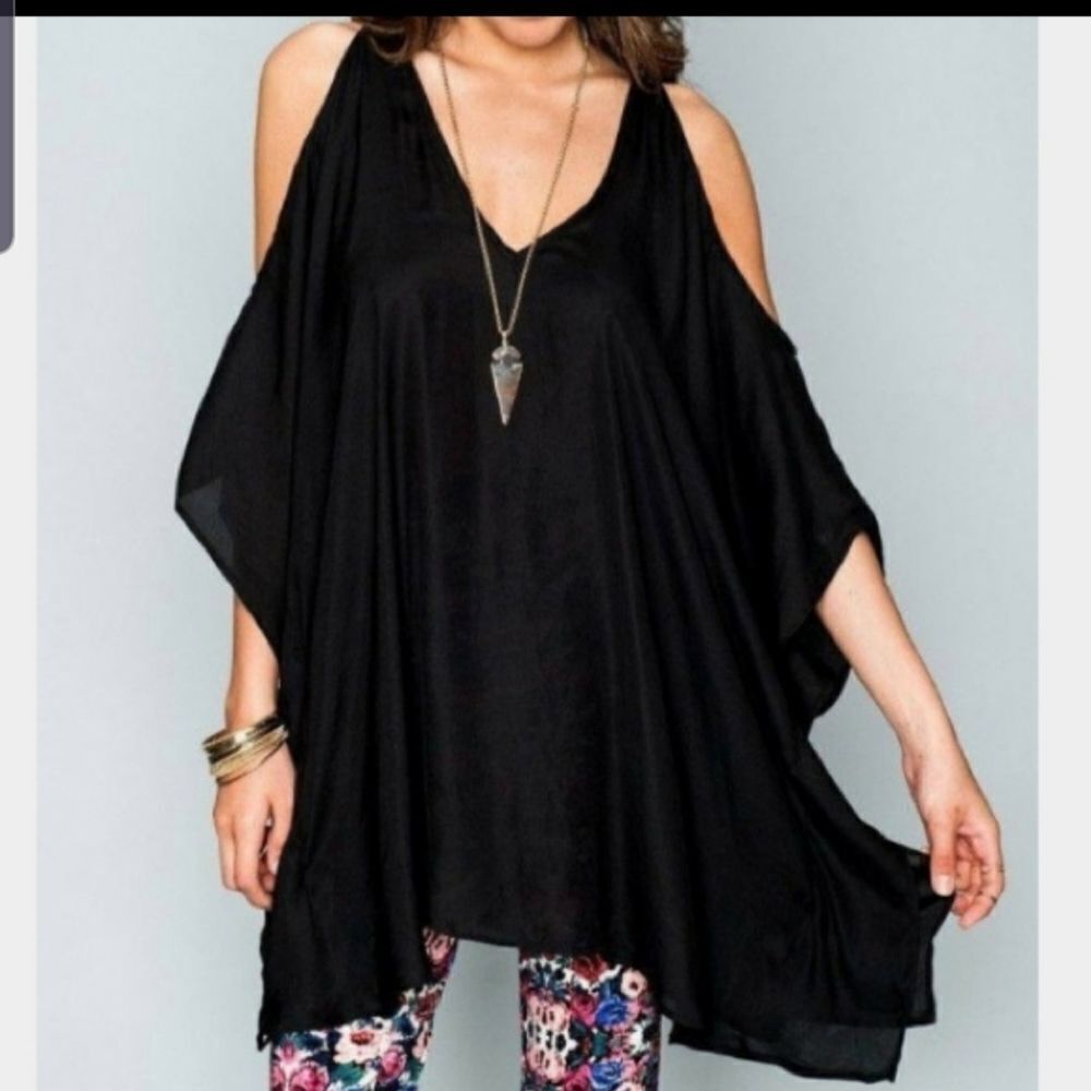 Show me your mumu peta boo black tunic top small
